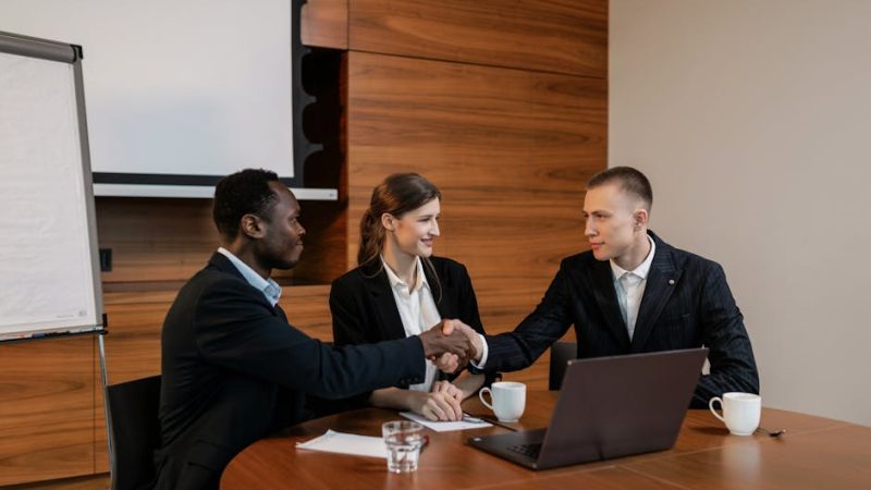 Создание онлайн-курса по ИИ в складчину: гайд для предпринимателей